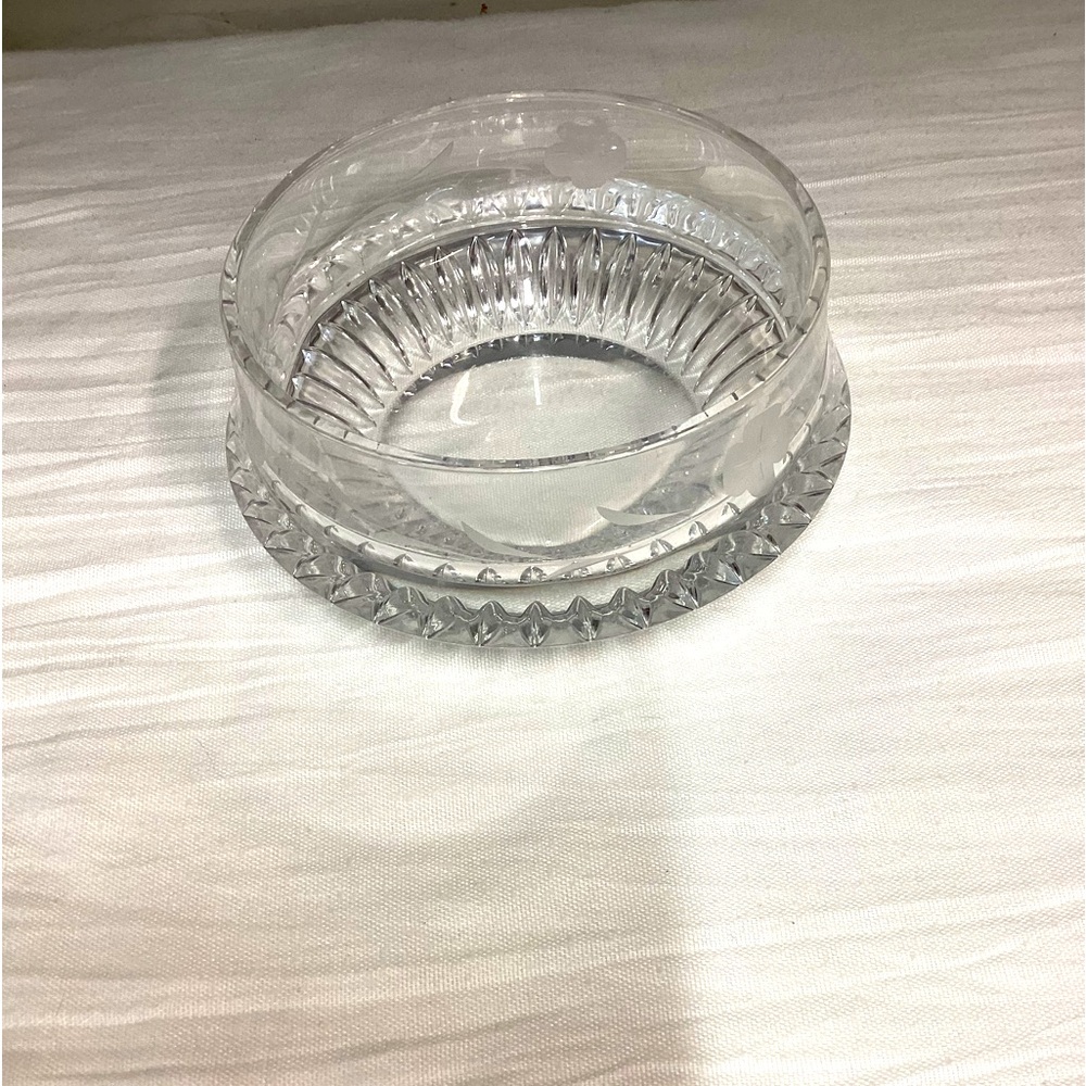 Lead crystal cut glass candy dish/bowl